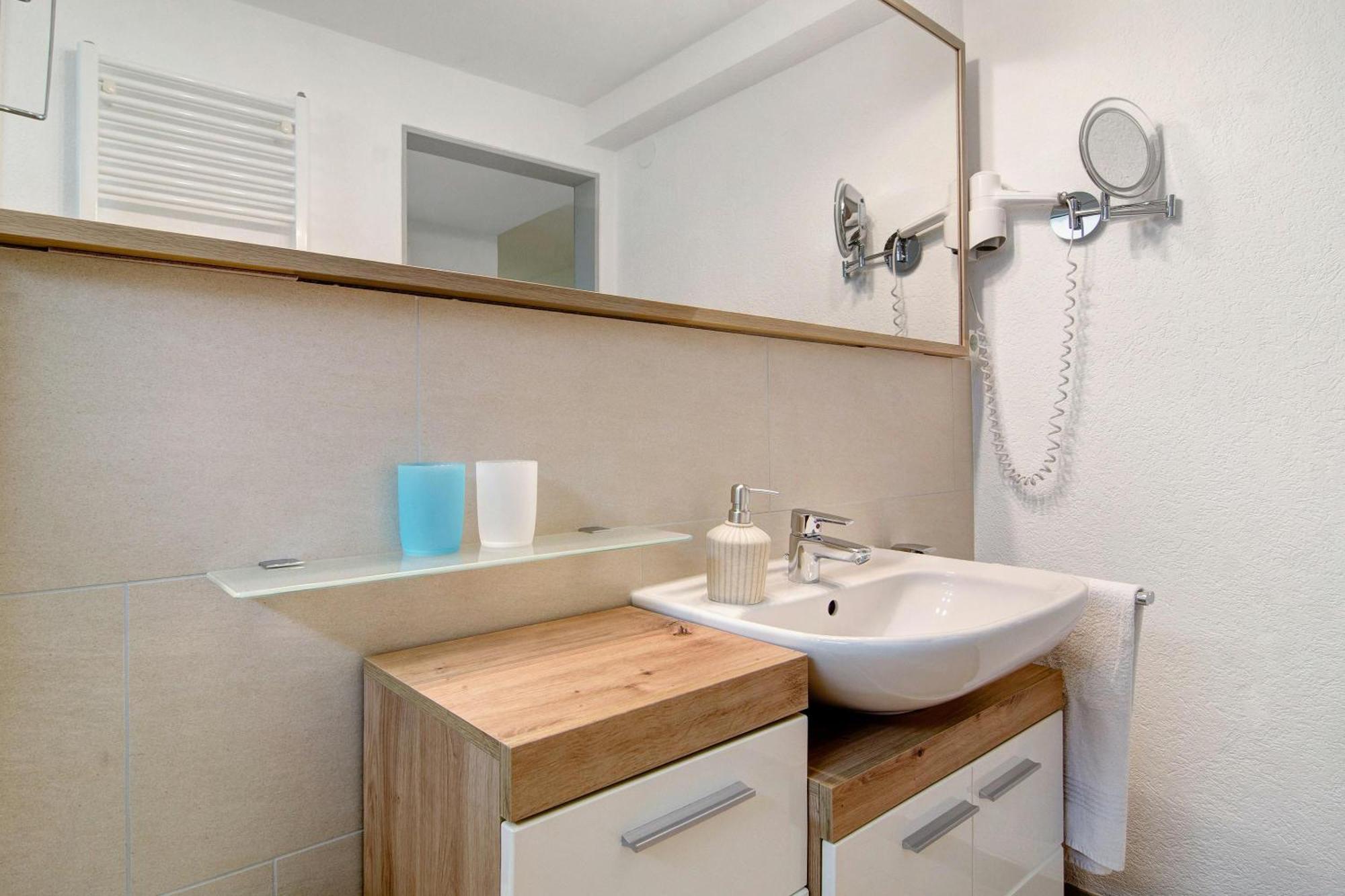 Haus Alexander Apartment Meersburg Ngoại thất bức ảnh