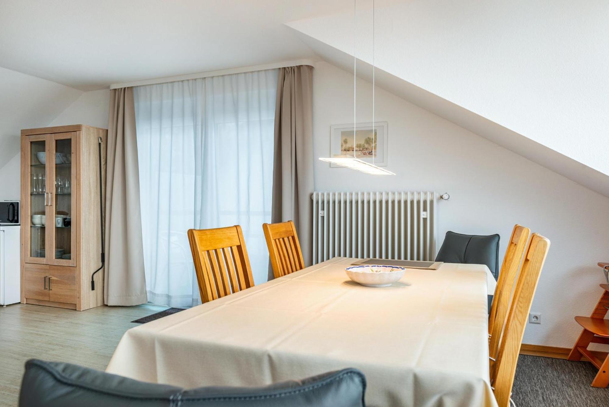 Haus Alexander Apartment Meersburg Ngoại thất bức ảnh